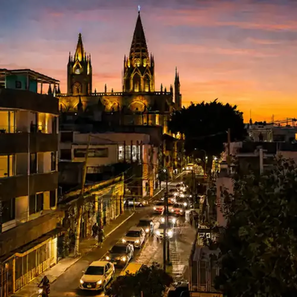 Templo Expiatorio in Guadalajara — Coliving GDL